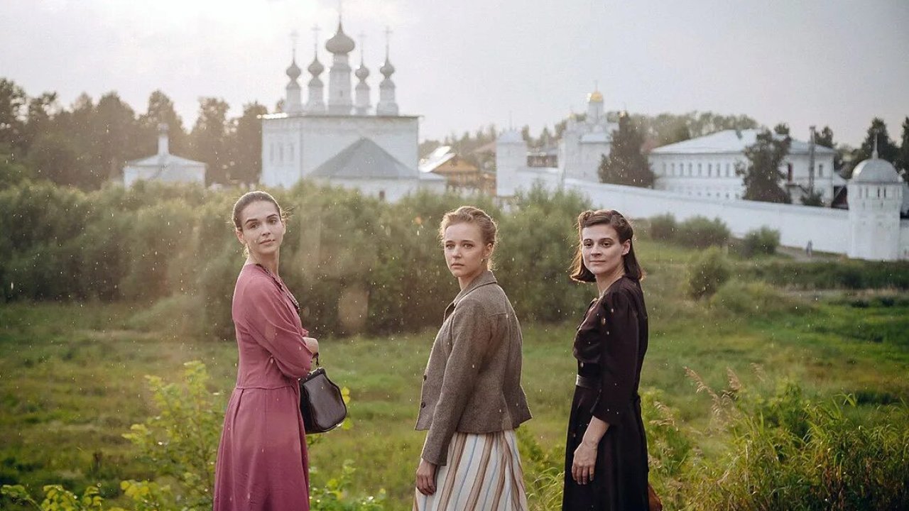 В парке Чаир - Драма, Военный, Сериал